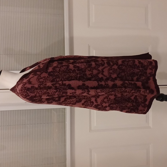 4/$60 Long Open Floral Cardigan - Size Large - Picture 3 of 8